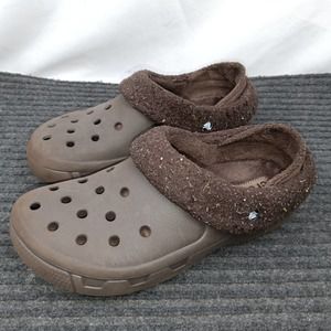 Crocs Men Unisex Fur lined Winter Clogs Sandals Brown